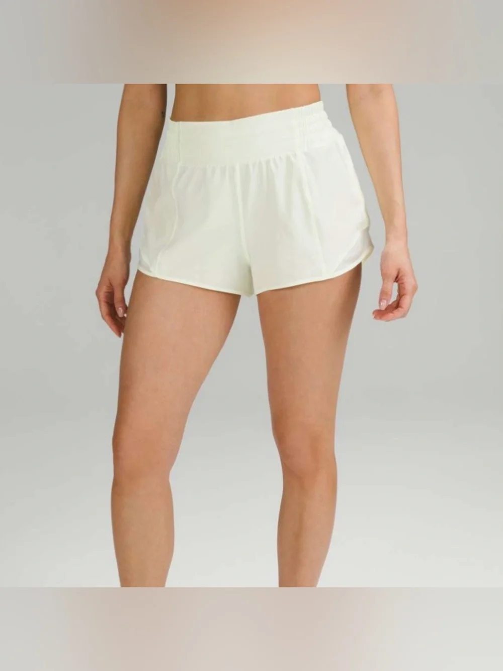 Lululemon Hotty Hot High-Rise Lined Short 2.5
